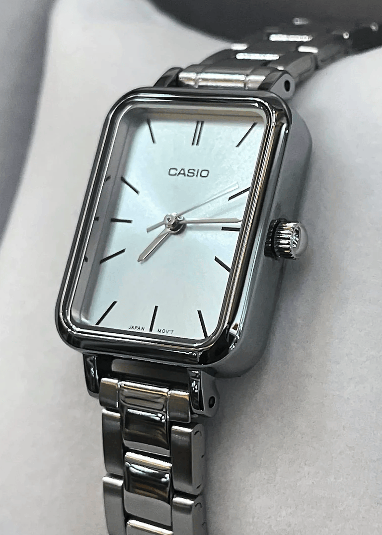 LTP-V009D-2EUDF Casio Silver Dial Silver Stainless Steel Analog Quartz Women's Watch.